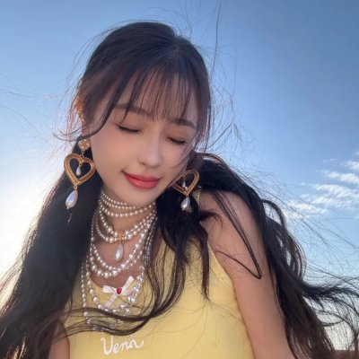 强袭魔女第一季